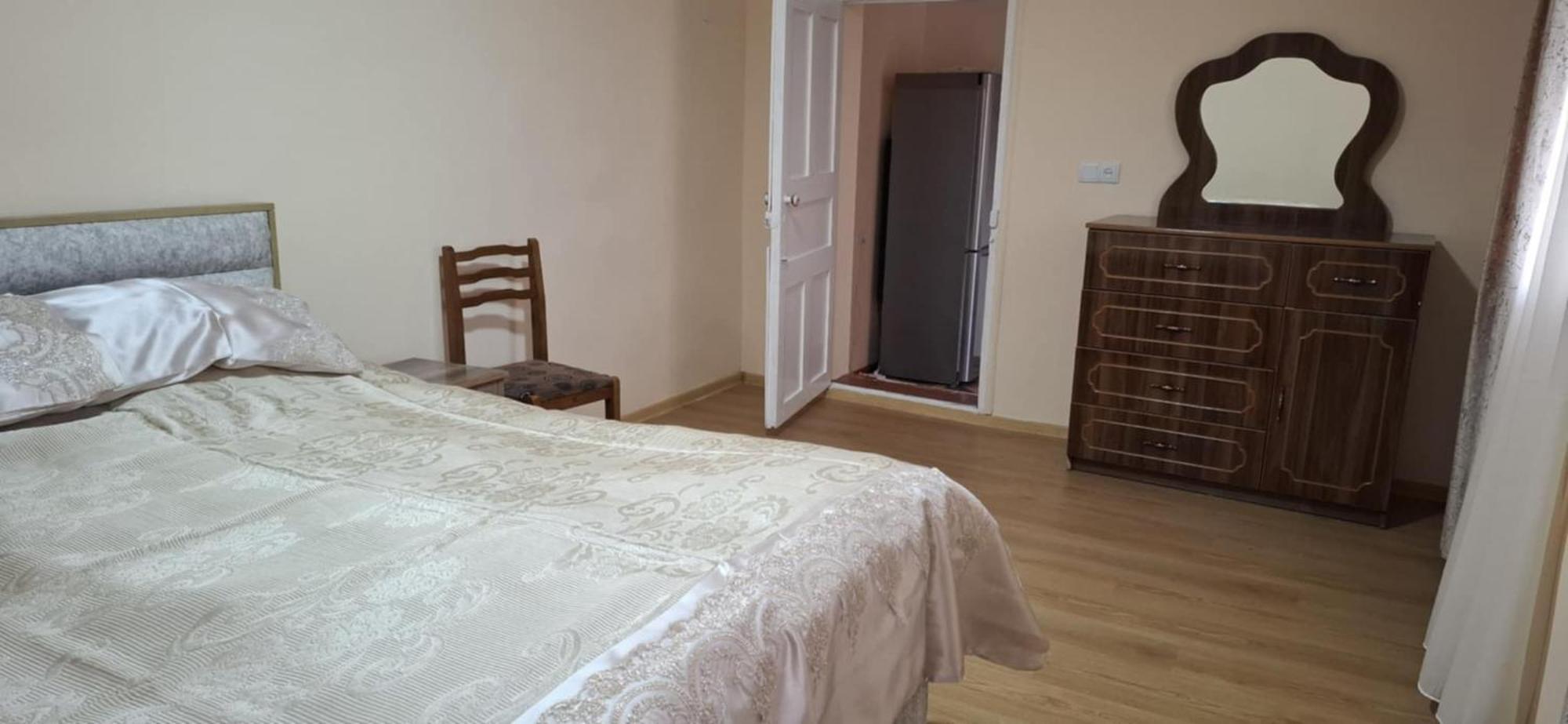 Valodia Guest House In Mestia Buitenkant foto
